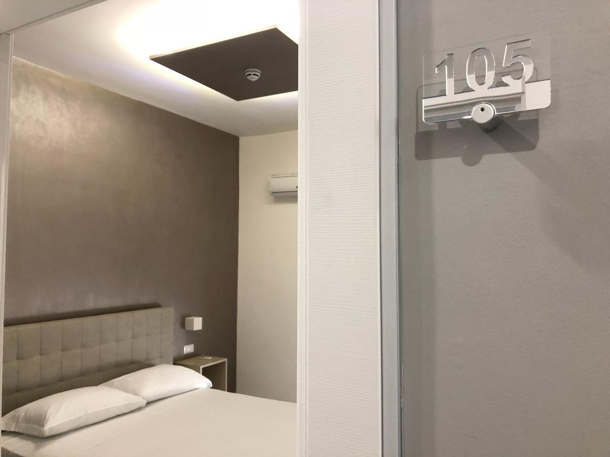 טורה סן ג'ובאני אוג'נטו Hotel Il Veliero מראה חיצוני תמונה