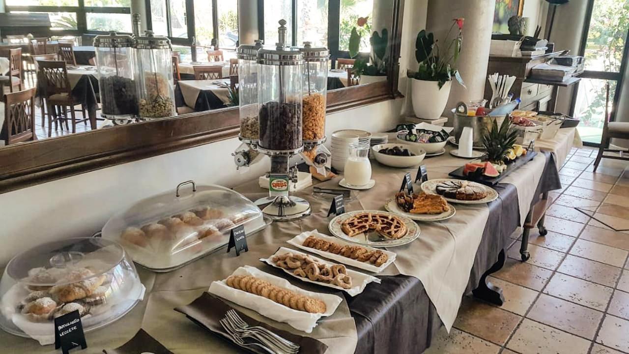 טורה סן ג'ובאני אוג'נטו Hotel Il Veliero מראה חיצוני תמונה