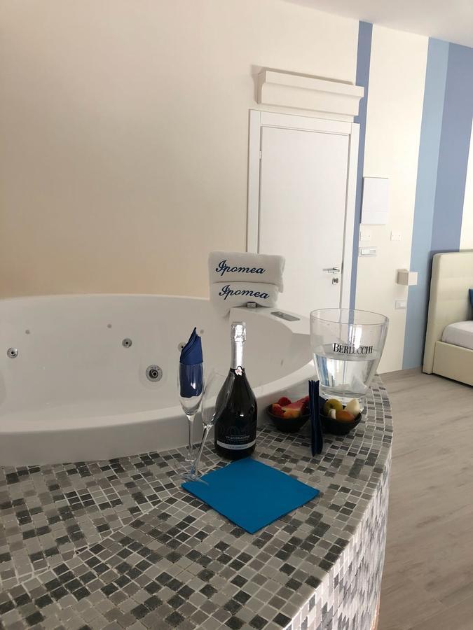 טורה סן ג'ובאני אוג'נטו Hotel Il Veliero מראה חיצוני תמונה